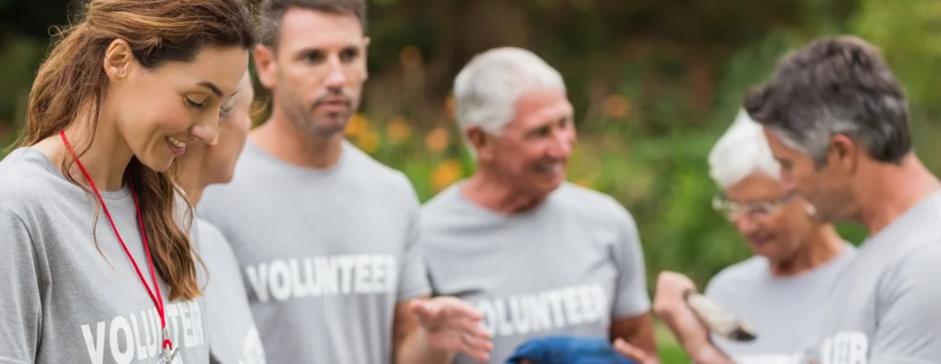 volunteer-header volunteer-header